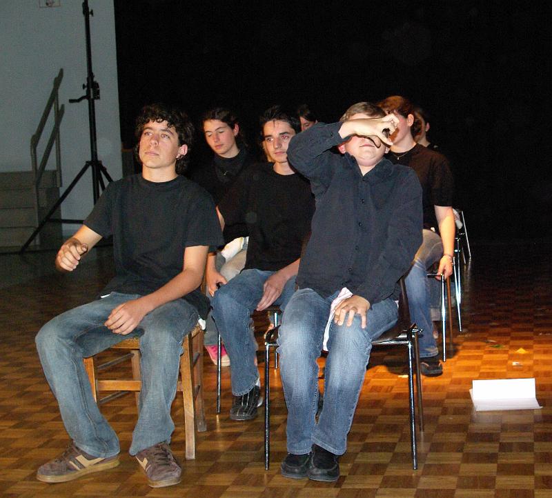 les jeunes sont prets 2007 epitheatre 017.jpg